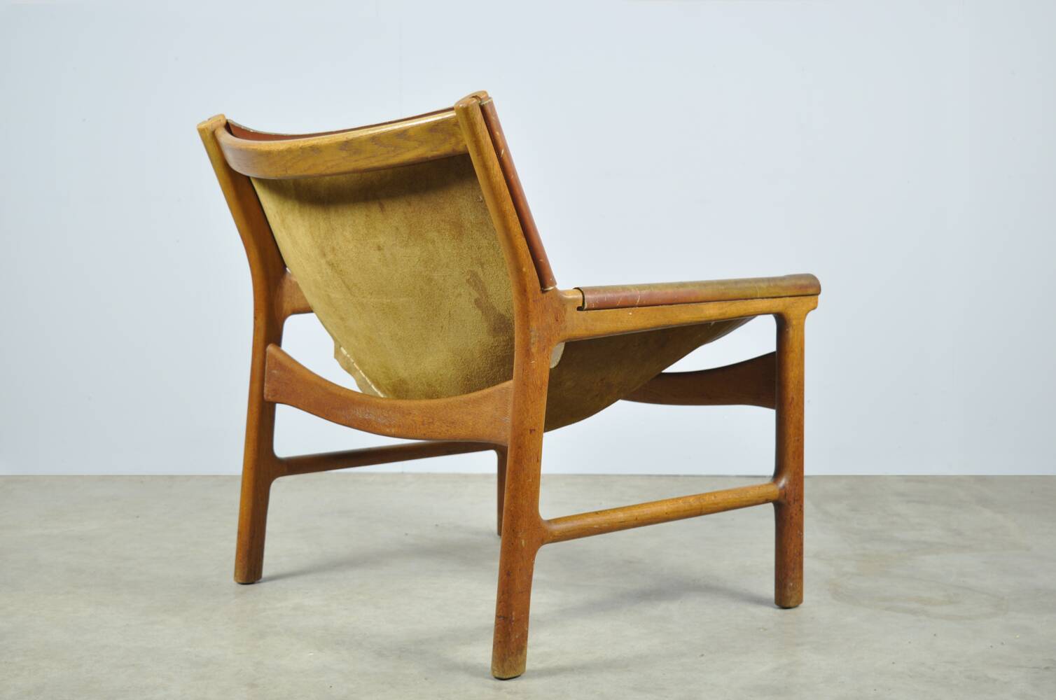 A/S MIKAEL LAURSEN / vintage leather armchair / Illum Wikkelsø / Denmark 1960s