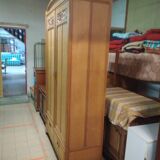 Former Parisian cabinet high in oak with pediment - 50s