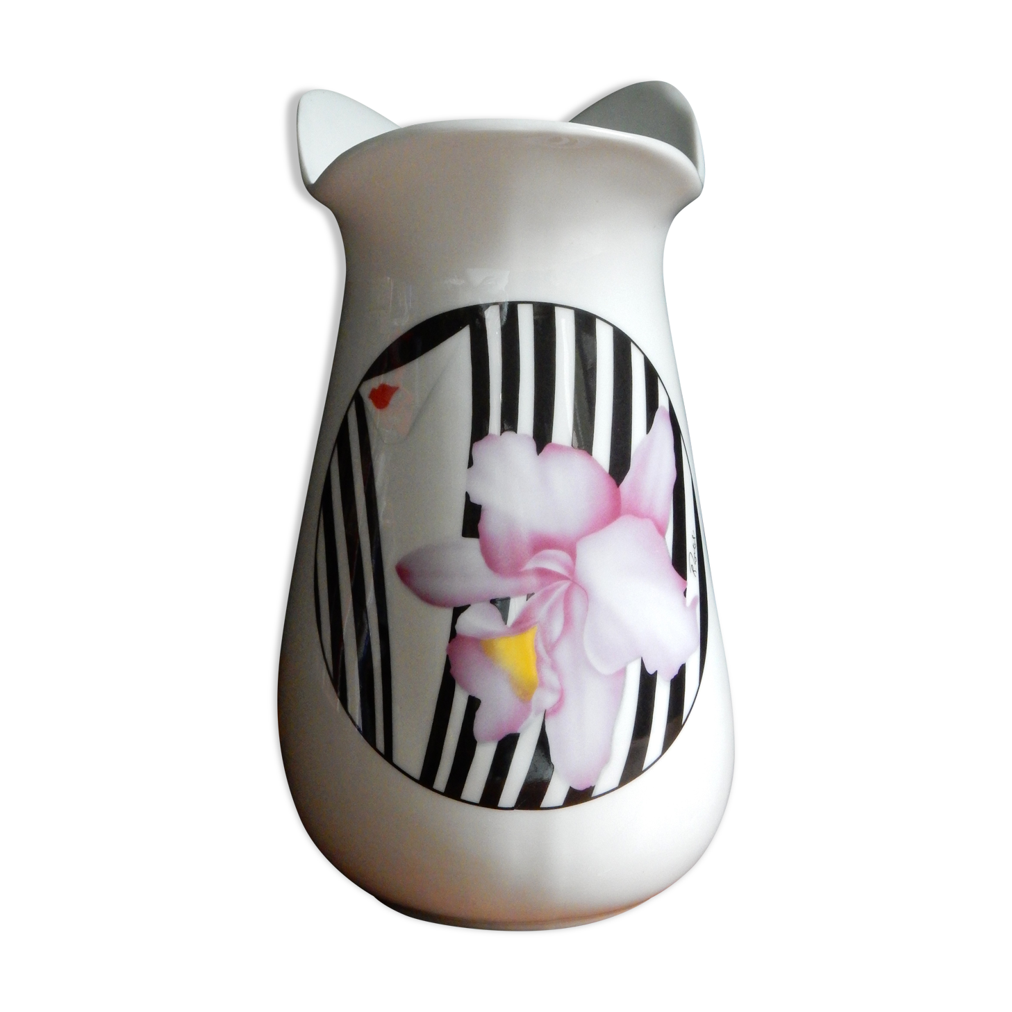 Roberto Tortoli vase from the 80s