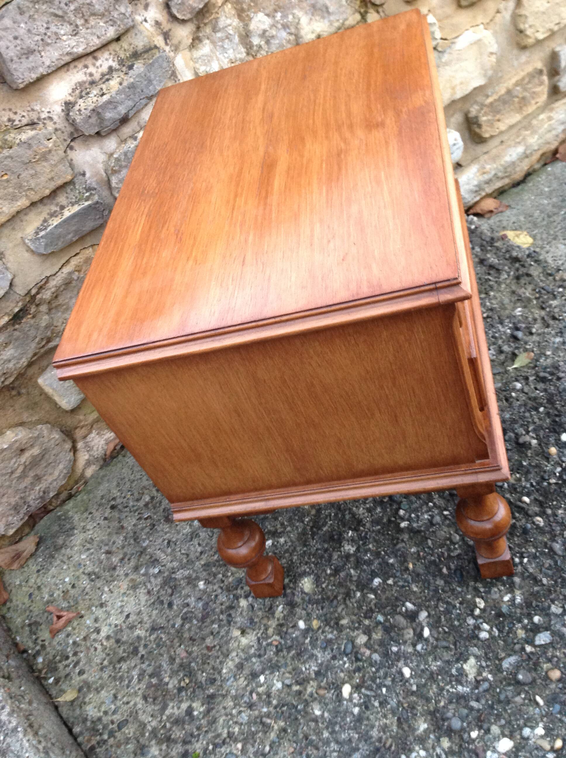 Two-drawer bedside table in oak veneer / 60s-70s