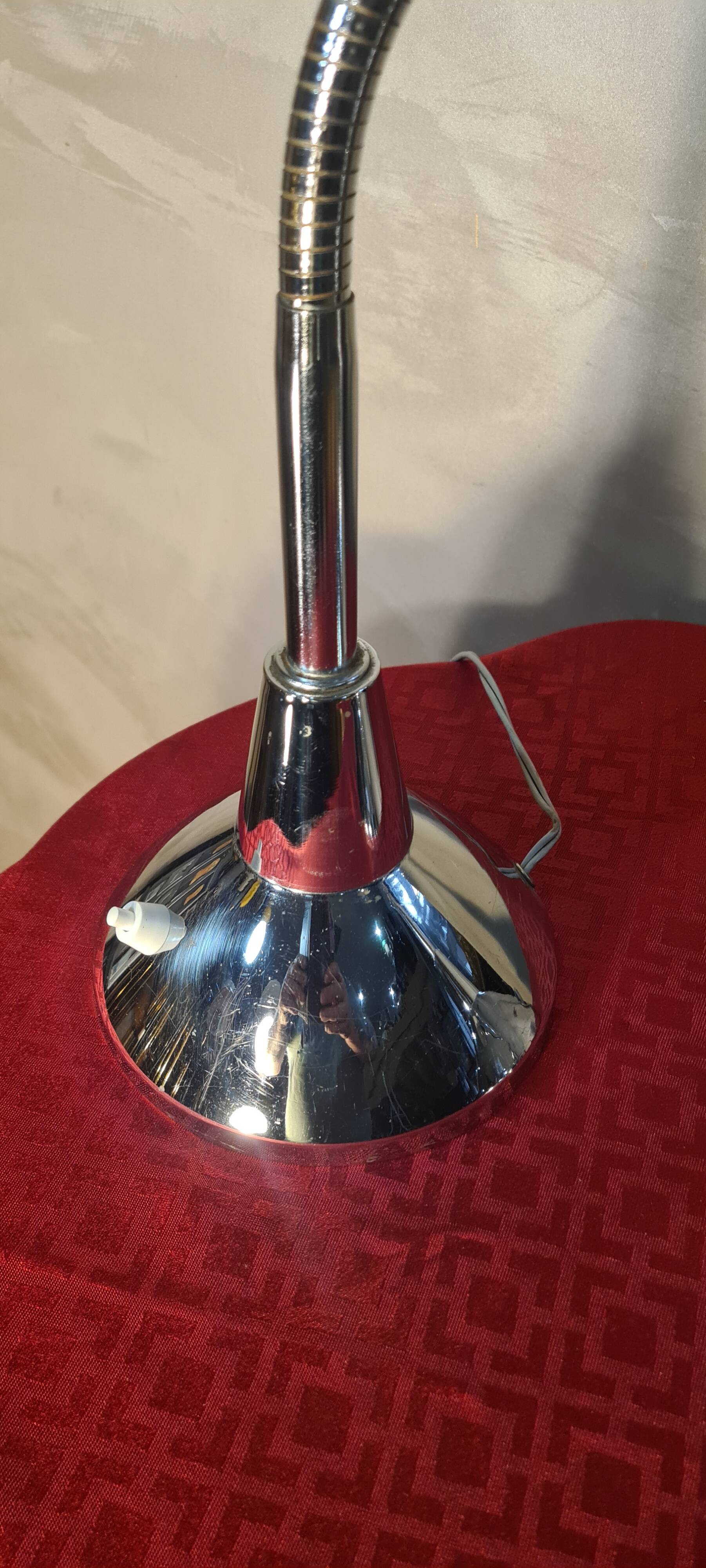 Pair of large chrome desk lamps from the 1970s, very good condition, 70 x 30 cm