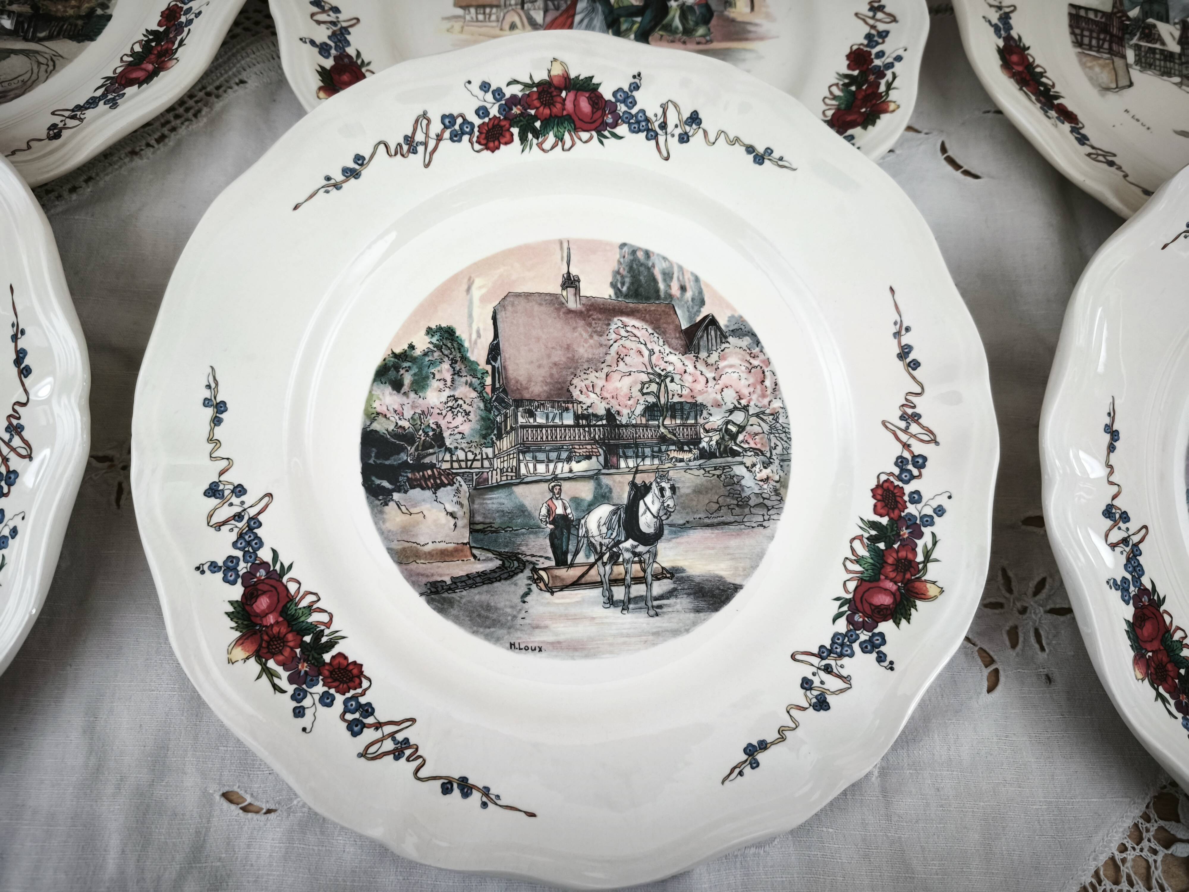 Set of 6 flat plates Sarreguemines model Obernai
