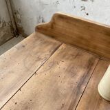 Trading counter central island pine