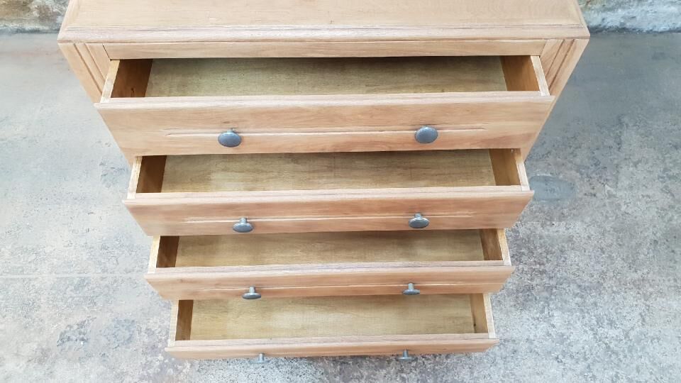 Vintage chest of drawers