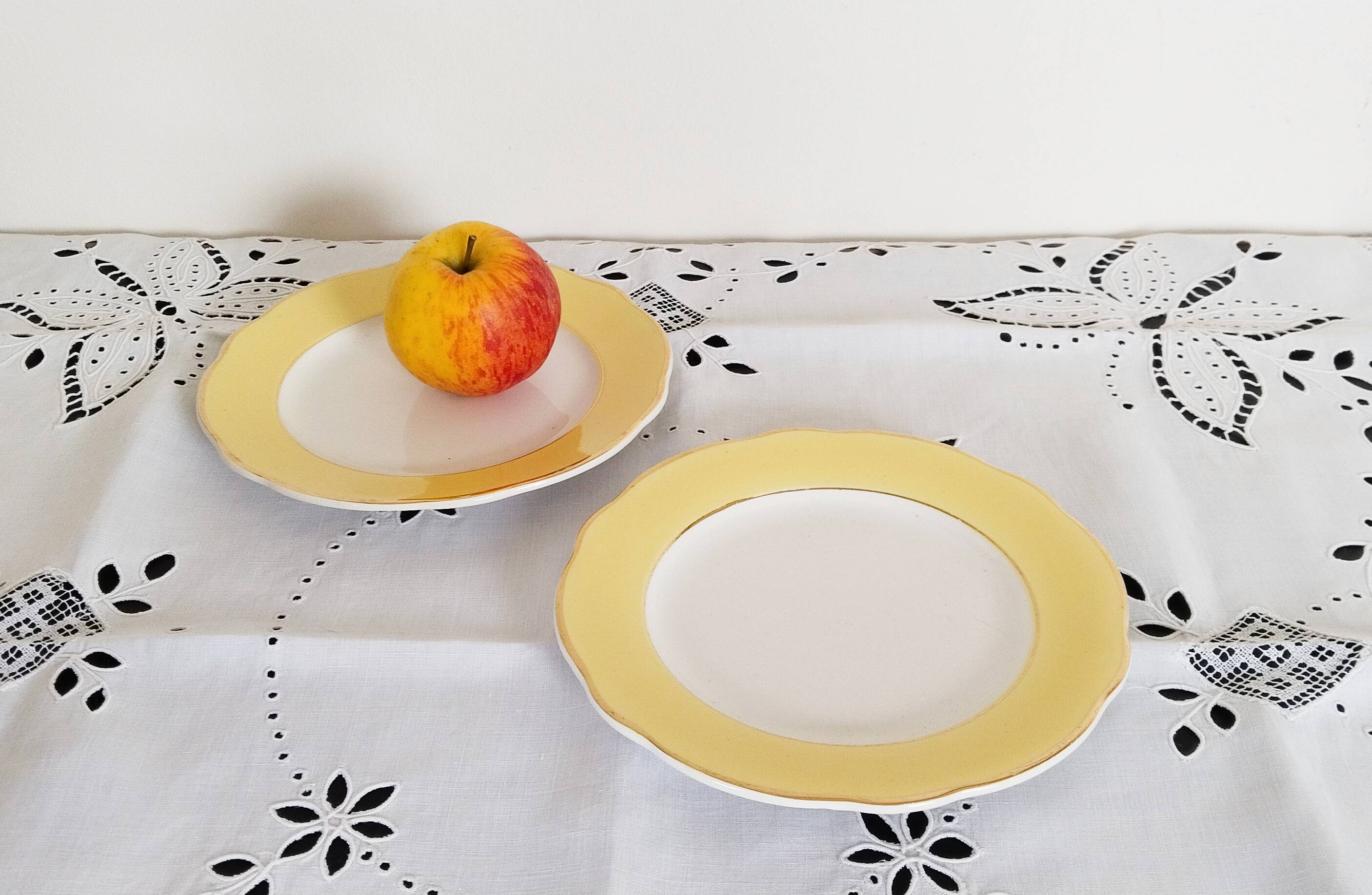 Yellow dessert service in Lunéville earthenware, Jonquille model