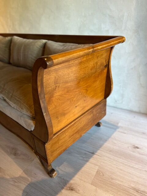 Sofa shaped boat wood and fabric