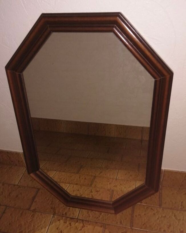 Wooden mirror 67x47cm
