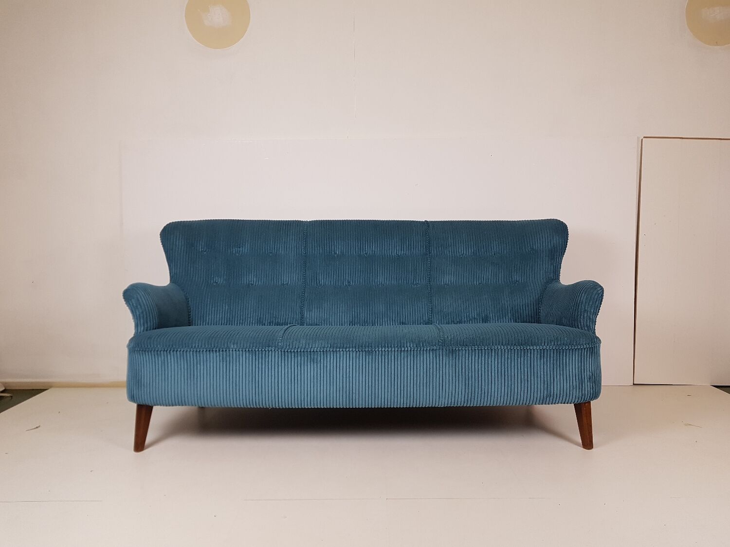 Artifort sofa petrol blue ribcord by Theo Ruth