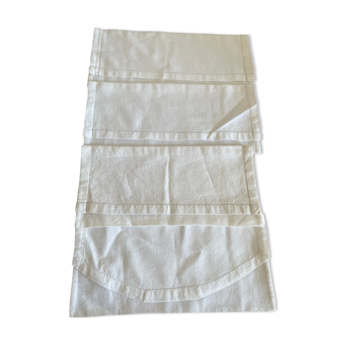 4 embroidered towel racks