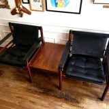 Set of 2 armchairs and their Sirocco Safari Chair tablet in black leather Elmo from 1964.