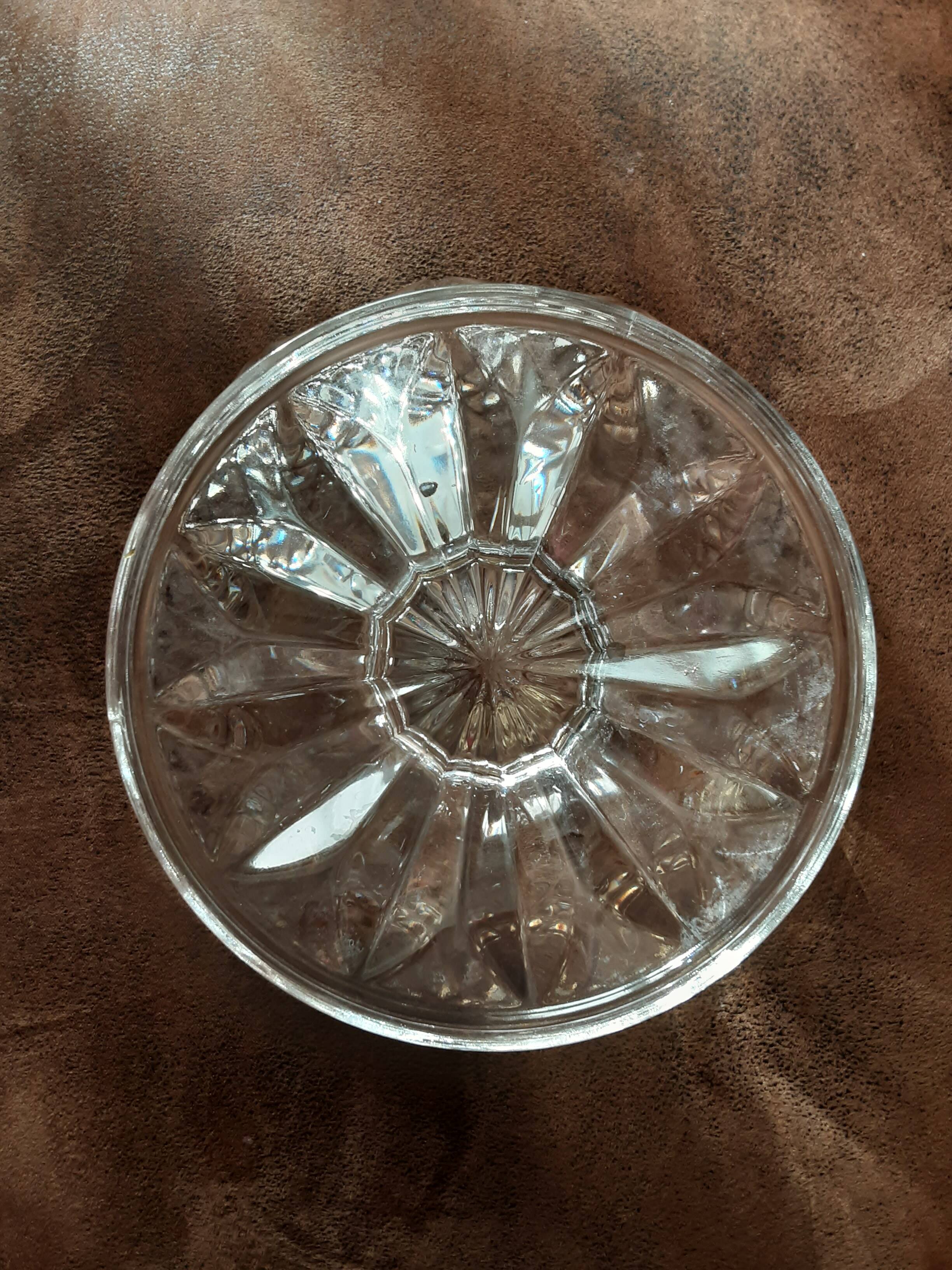Crystal footed cup