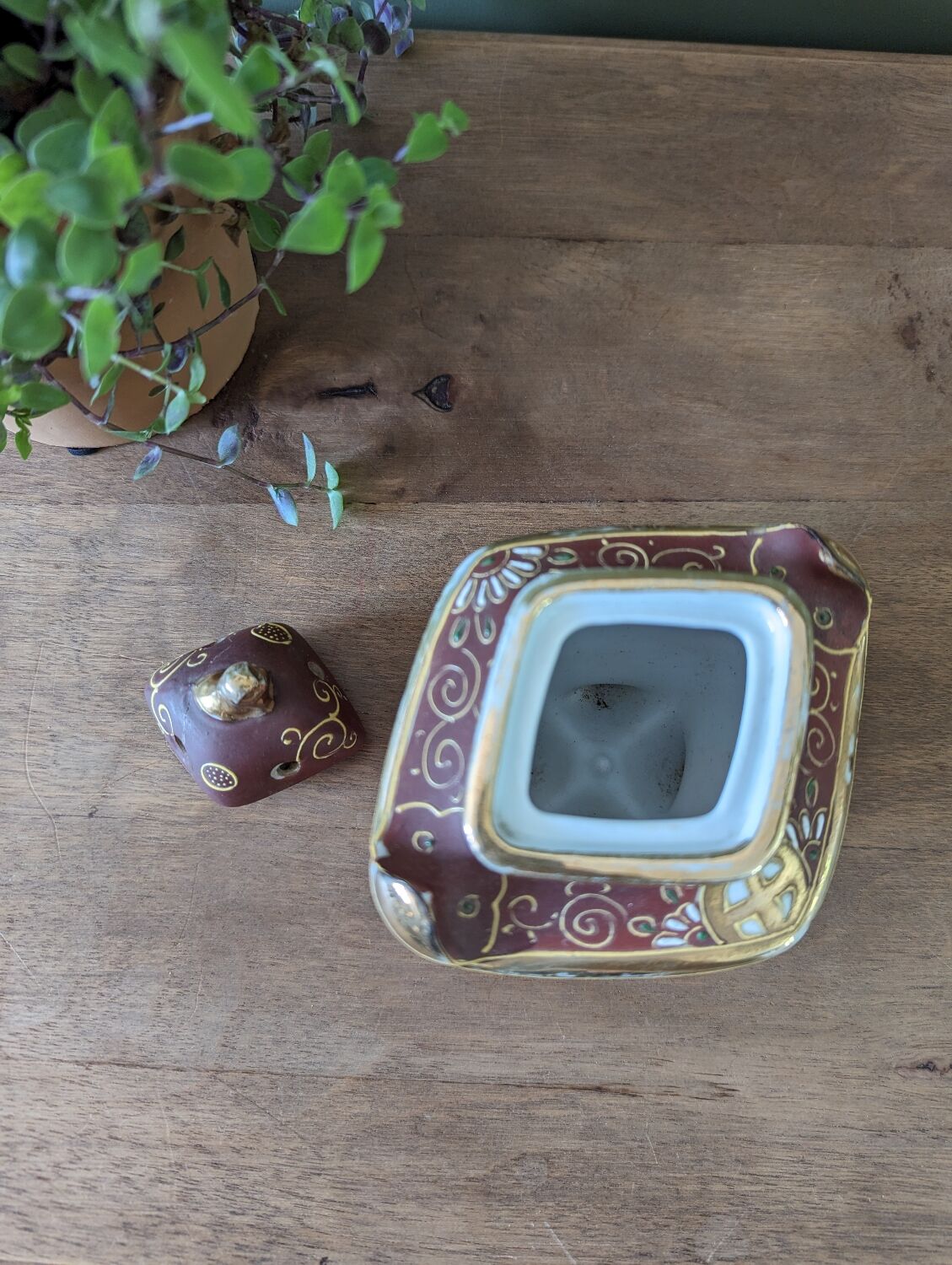 Vintage incense burner Satsuma