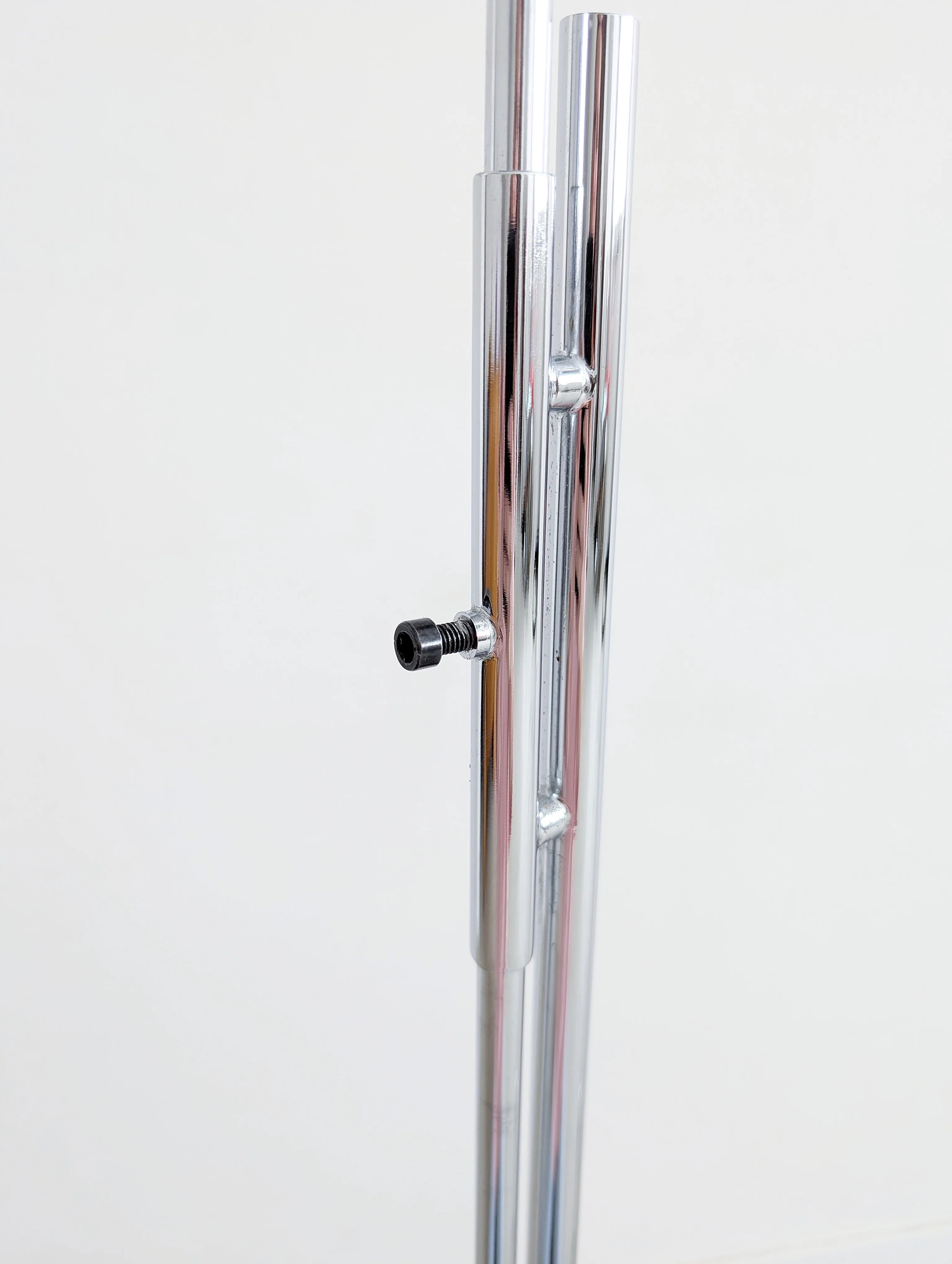 Lampadaire globe oculaire réglable Space Age des années 1970