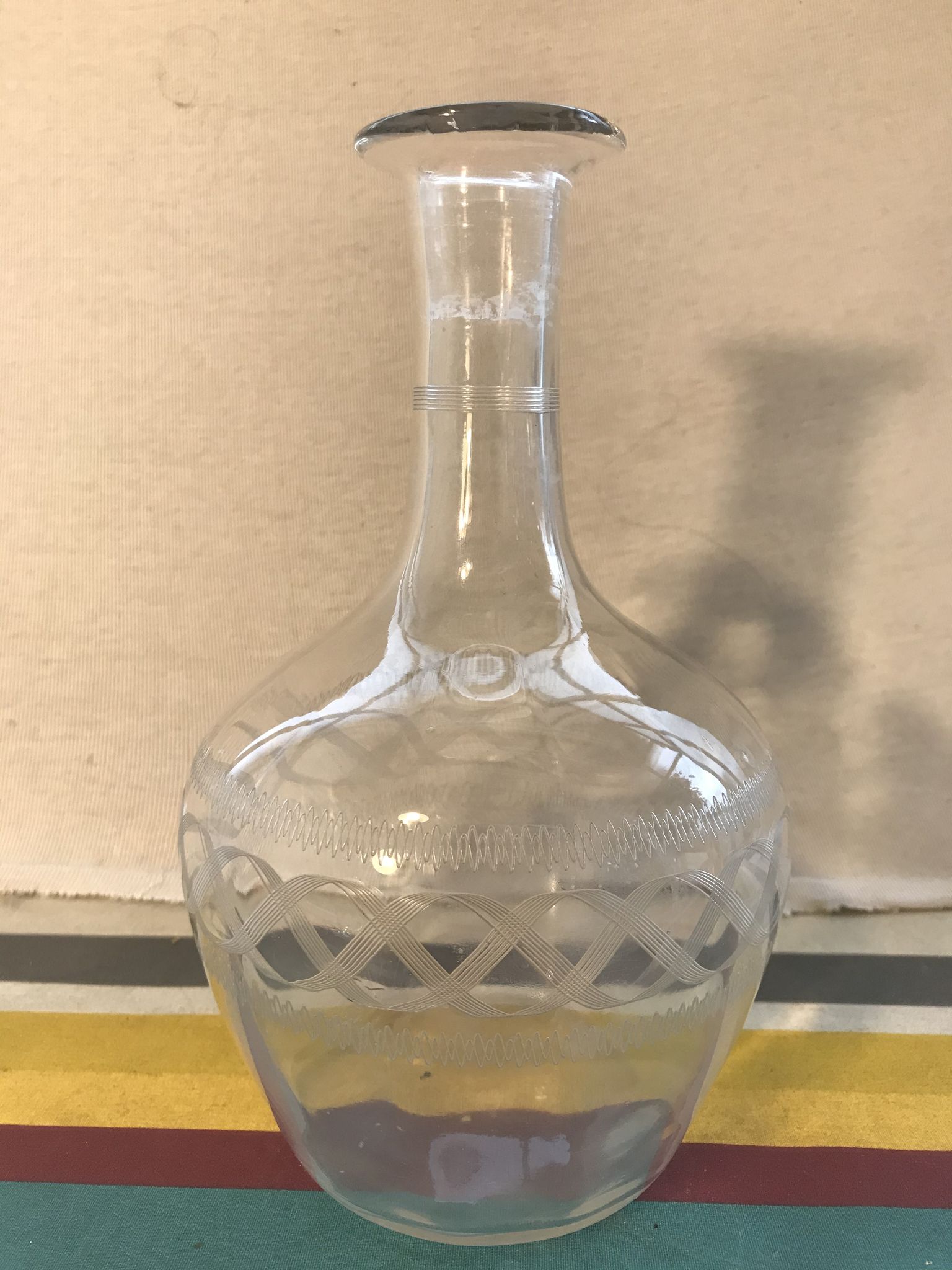 Old Carafe - Glass Bouchon Chiselled Vintage Wine Service