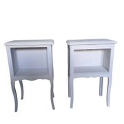 Paire de chevets anciens