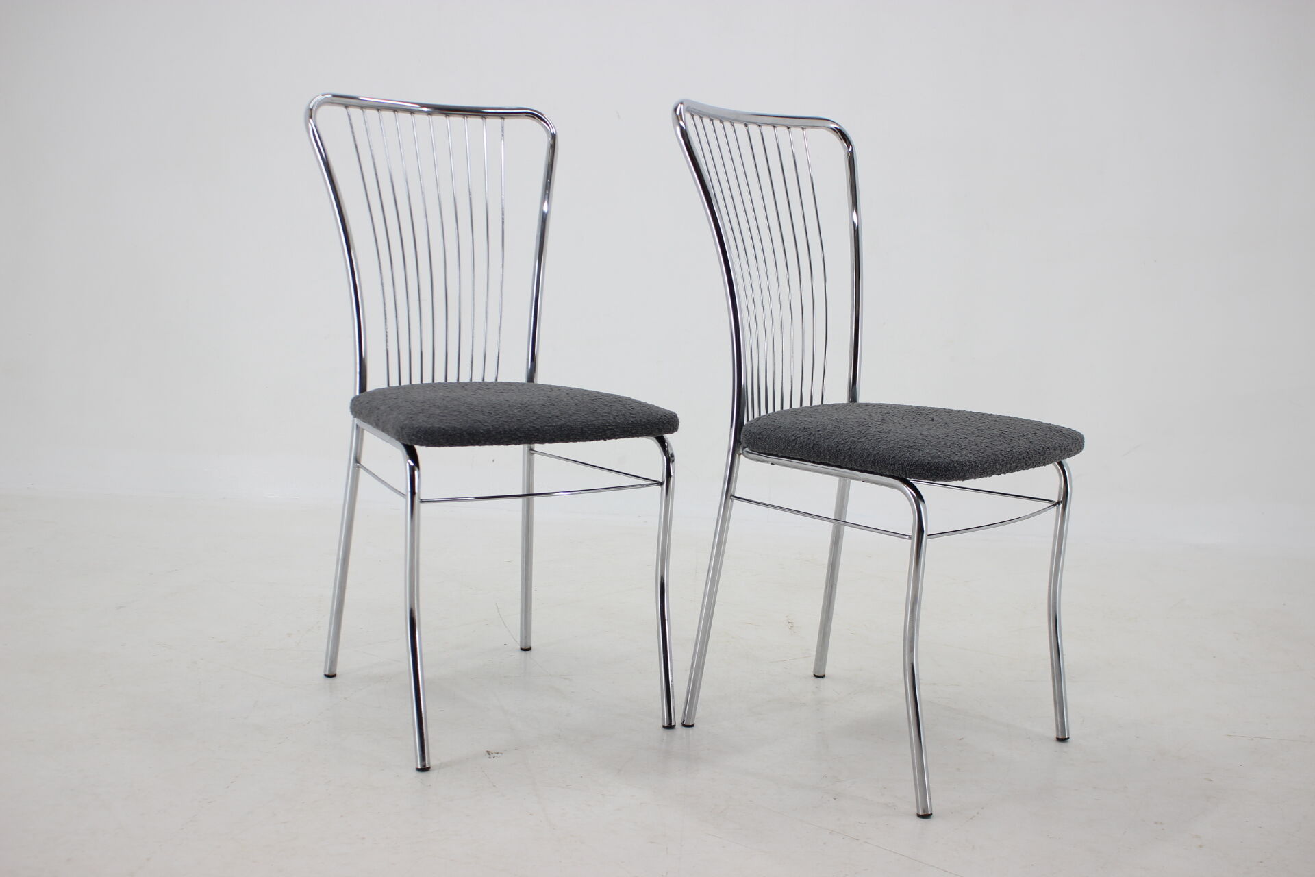 1970s Set of 6 Italian Dining Chairs in Bouclé Fabric