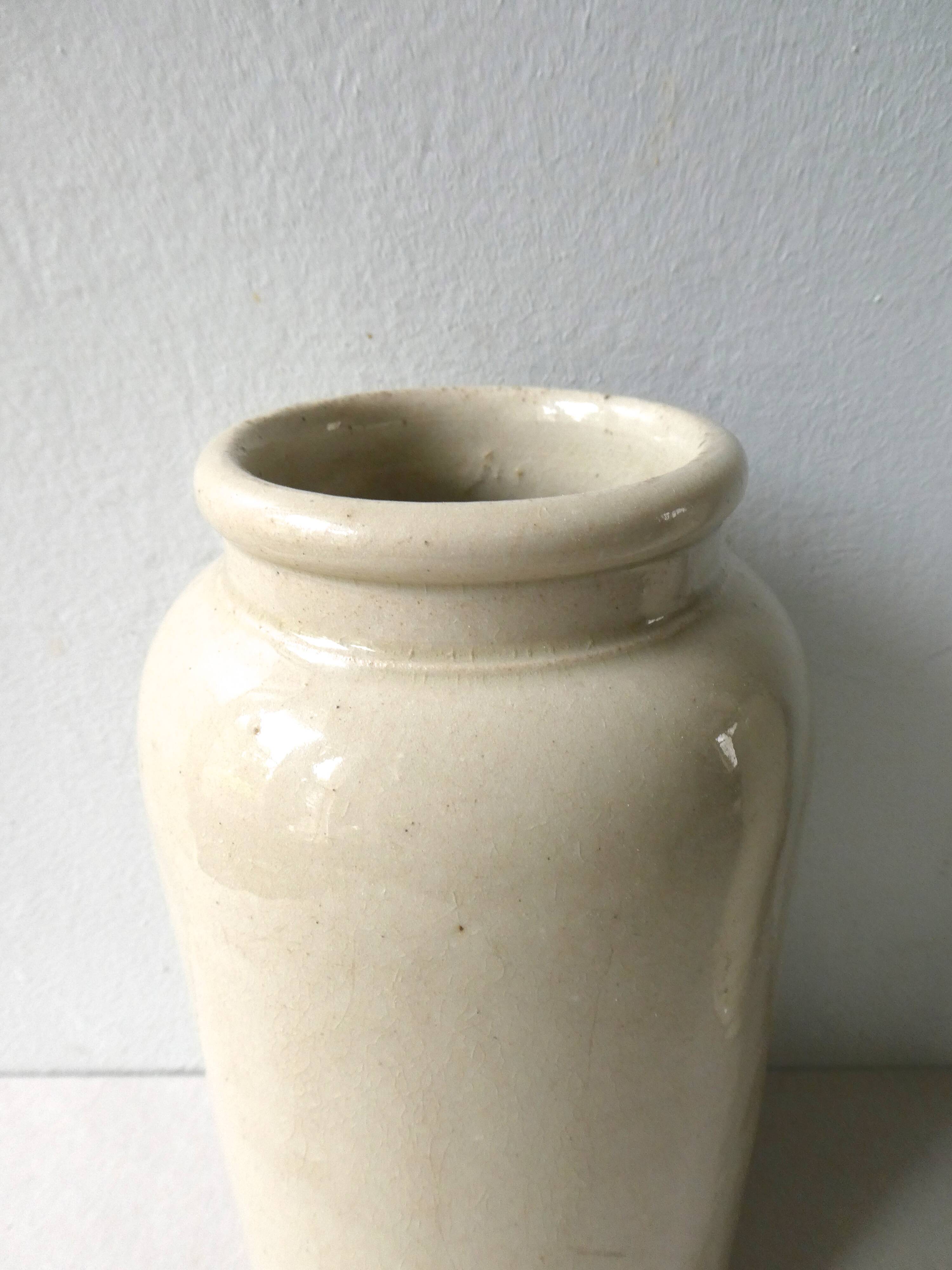 Lot de 2 bouteilles et 1 pot en grès