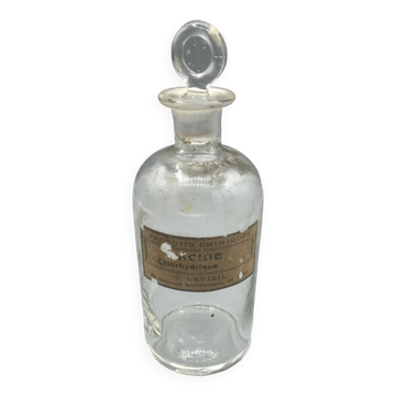 Apothecary bottle