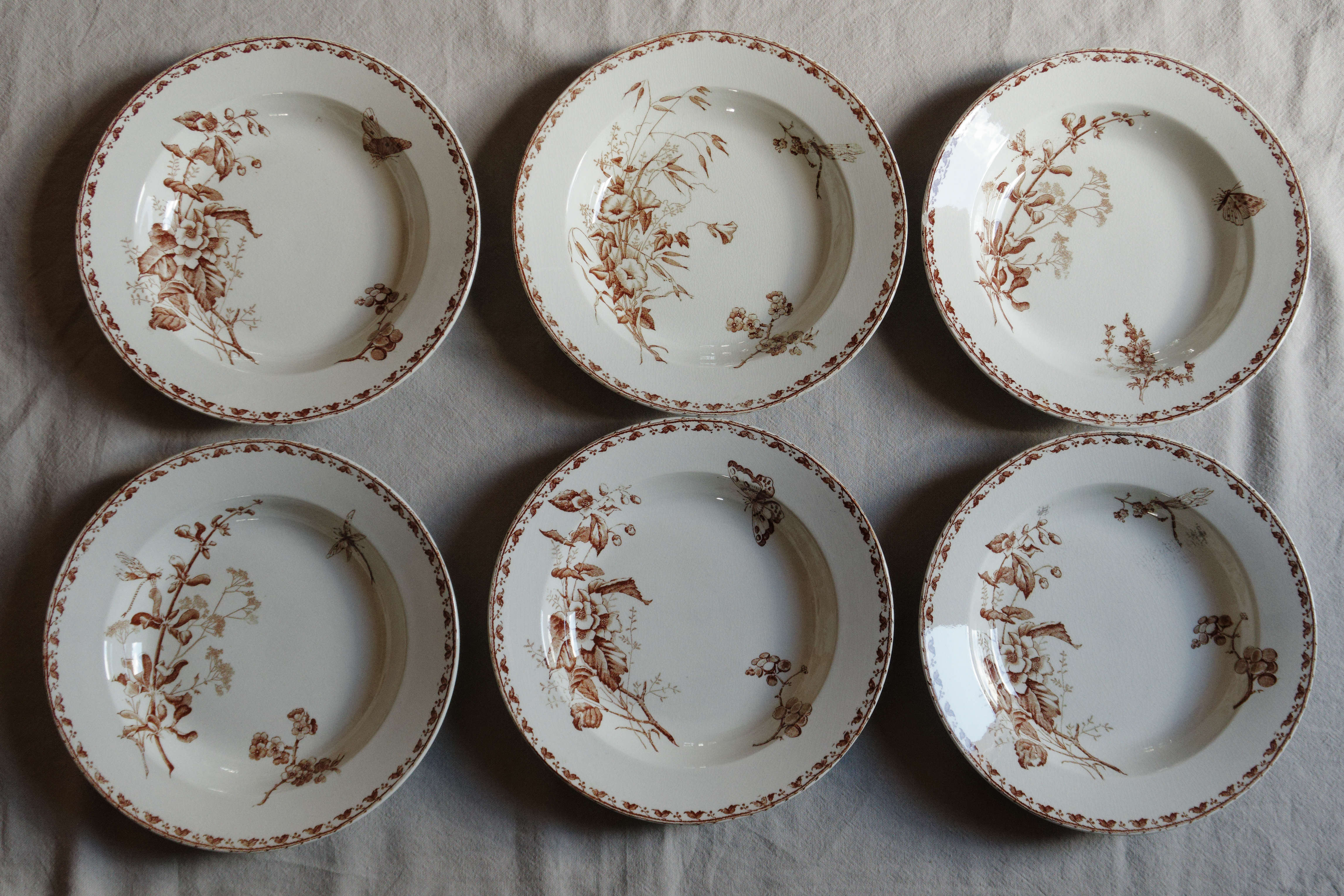 Iron earth tableware service U&C Sarreguemines Carmen collection