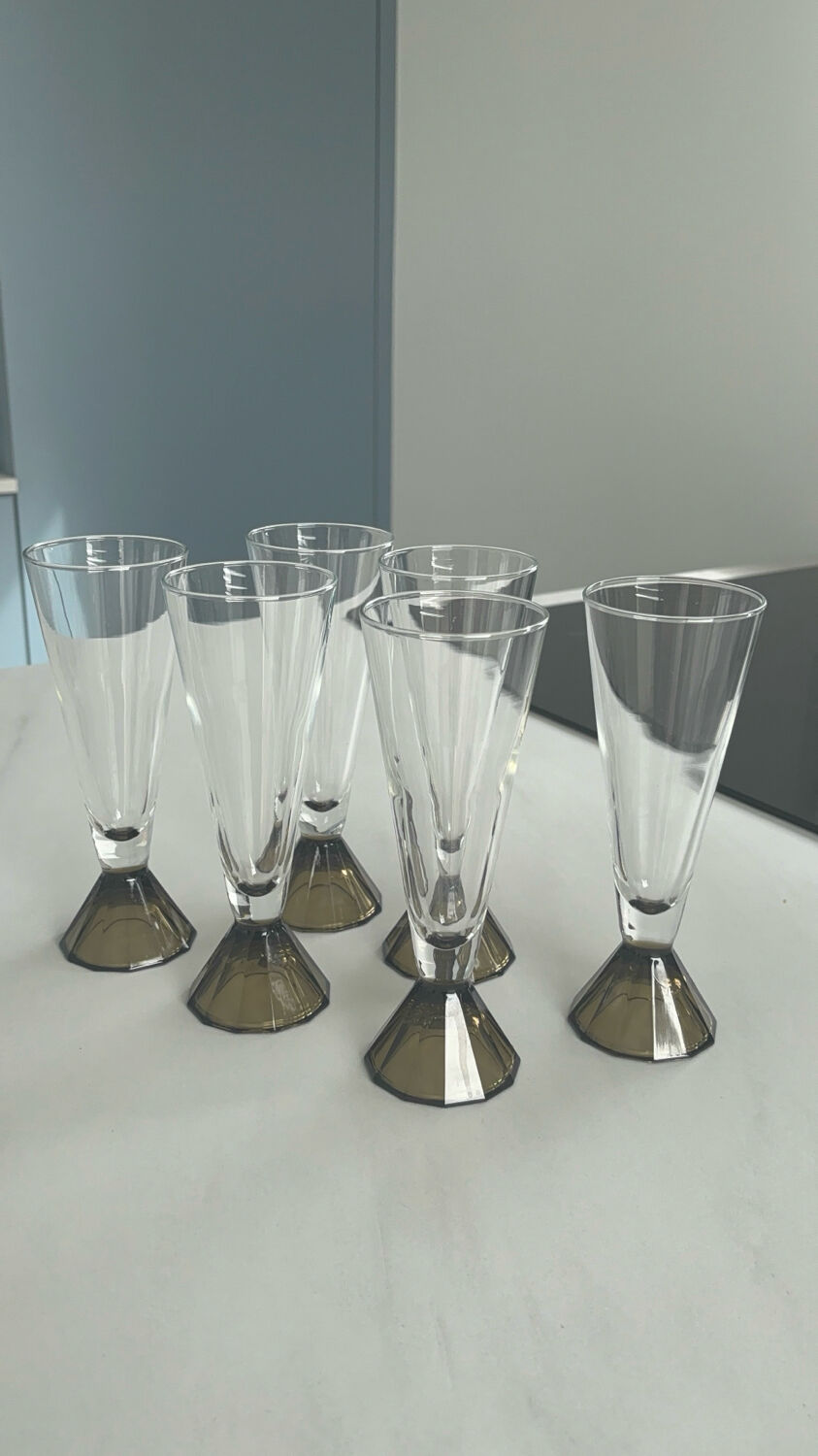 Set of 6 vintage champagne flutes 70 pyramid foot f