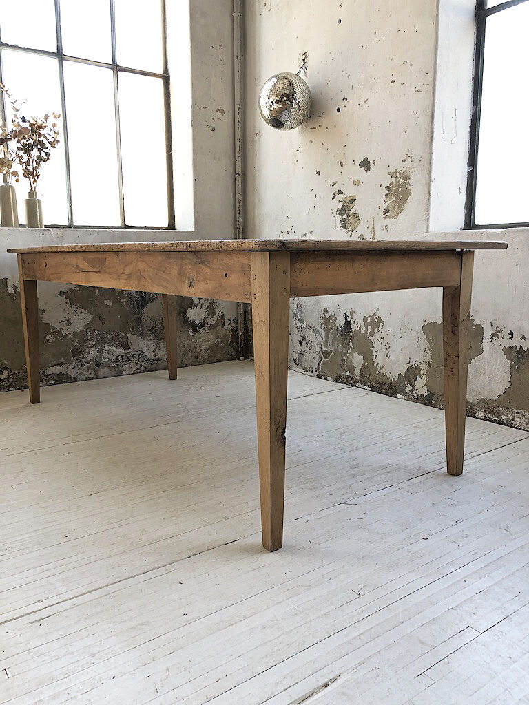 Oak farm table