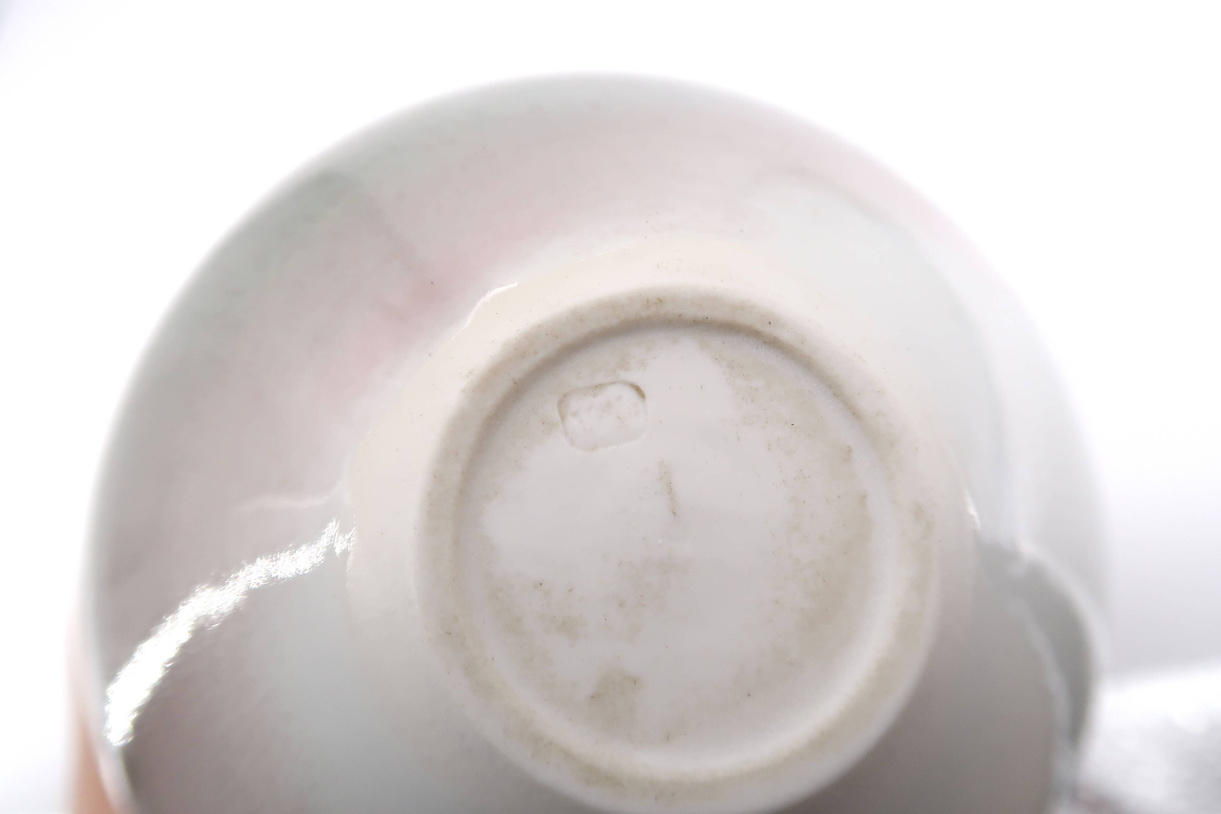 Signed spinning top vase in porcelain, 1970s