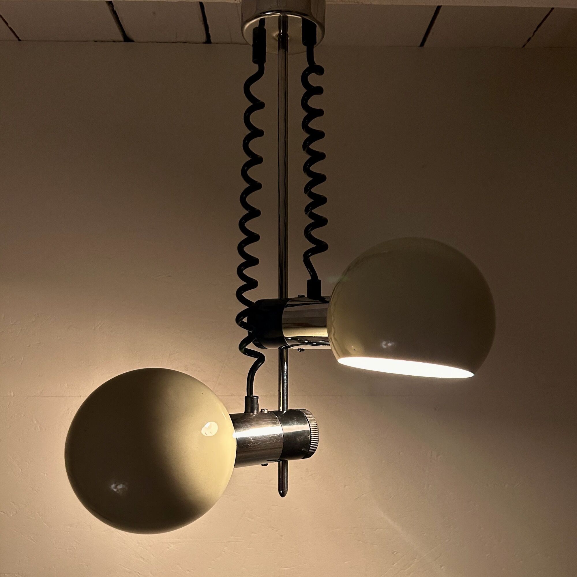 Suspension Eyeball