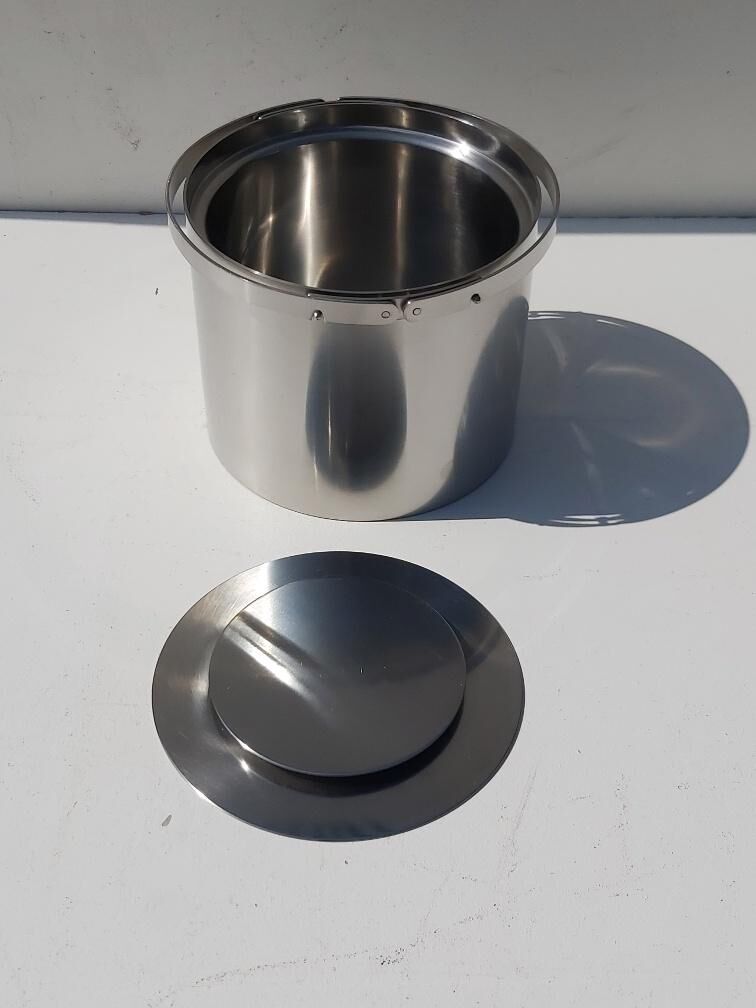 Stelton ice bucket by Arne Jacobsen