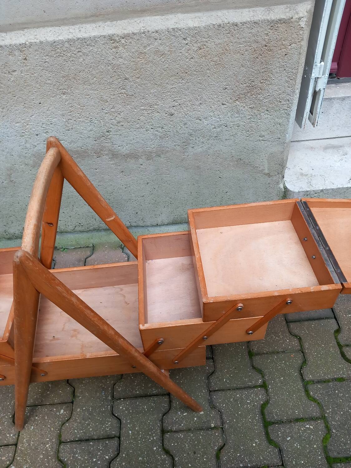 Vintage compass feet worker