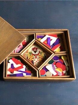 Ancient Game, Yellow Dwarf, Lindor