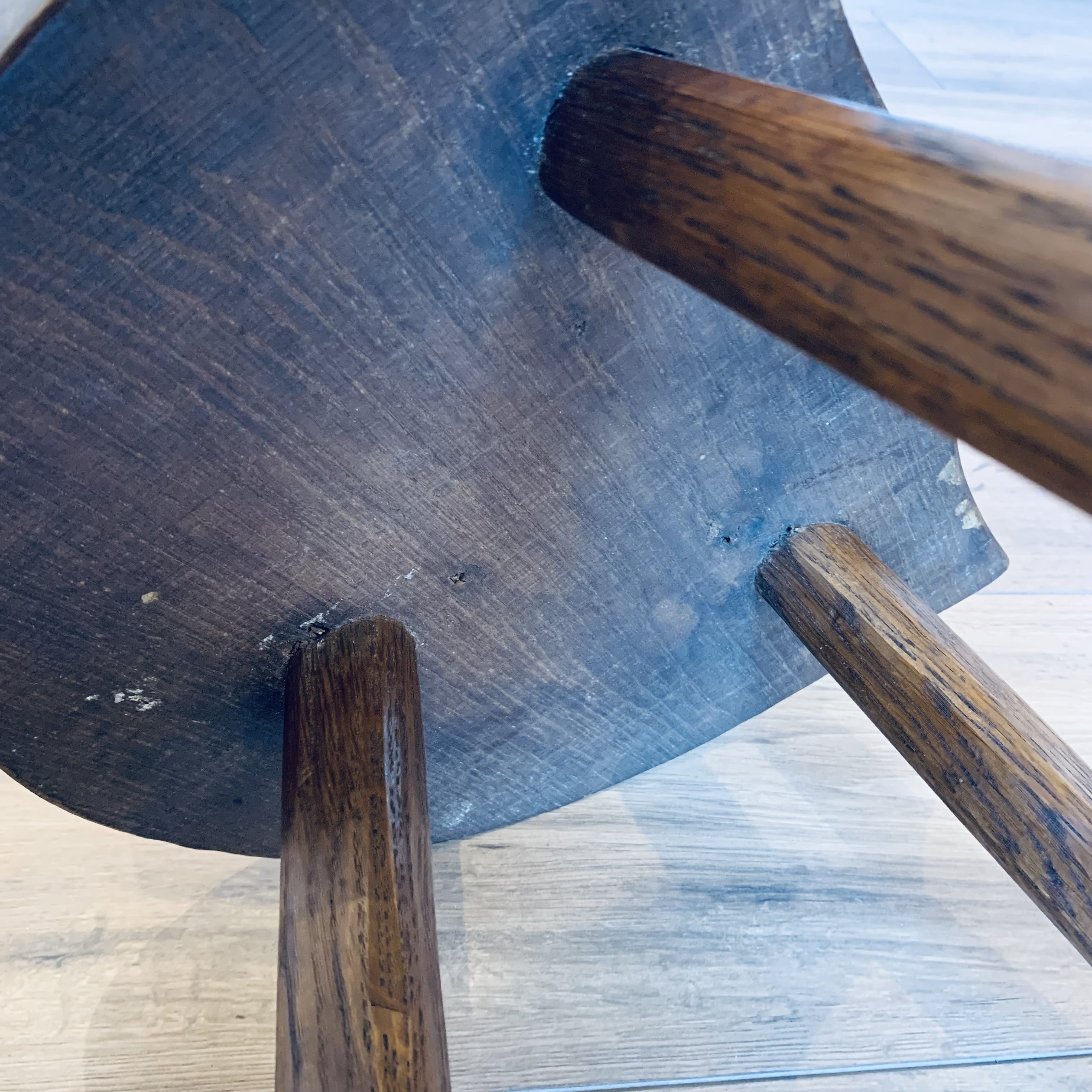 Tripod stool