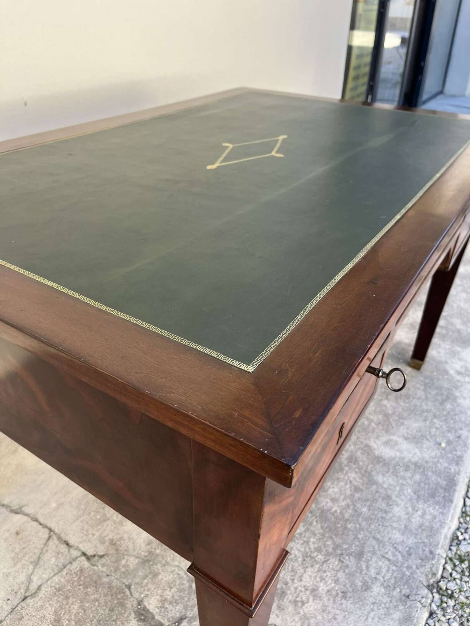 Empire style desk in solid mahogany, 19th century