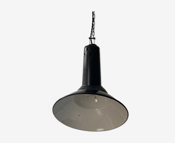 Ancienne suspension industrielle émaillée asymétrique