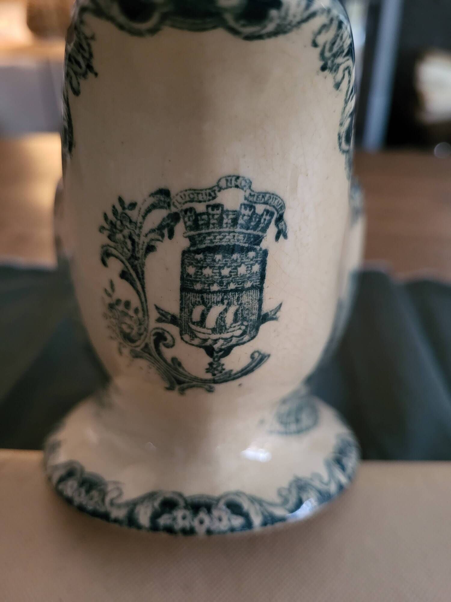 Saucière terre de fer 1848