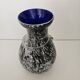 Vase en verre soufflé moucheté noir et blanc