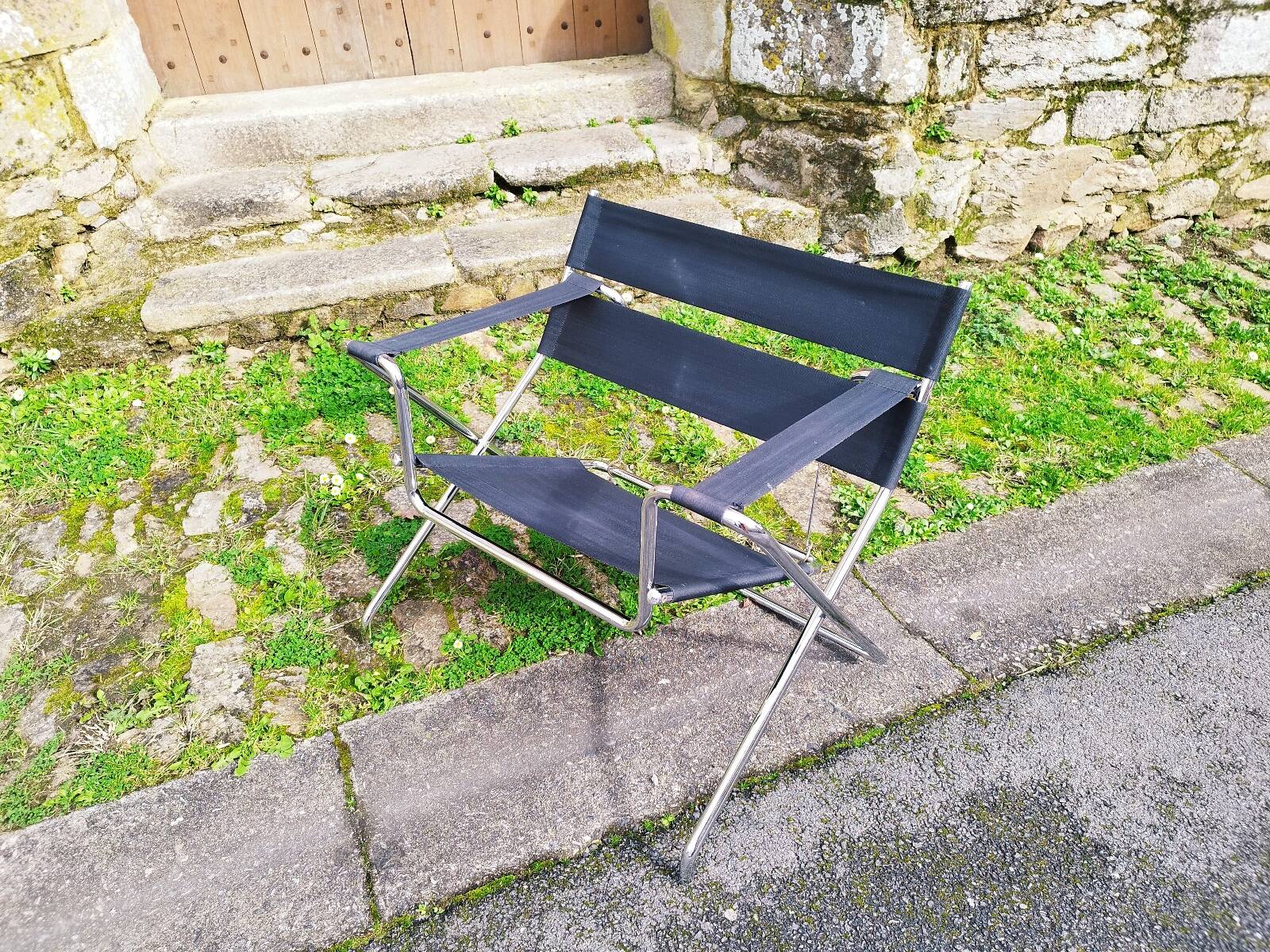 D4 folding armchair Marcel Breuer Tecta design