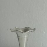 Vase soliflore en métal