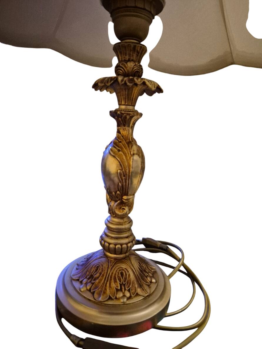 Lampe en bronze style Louis XV