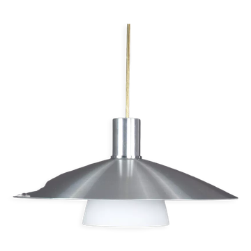 Suspension en métal design danois avec verre à lait, années 1980