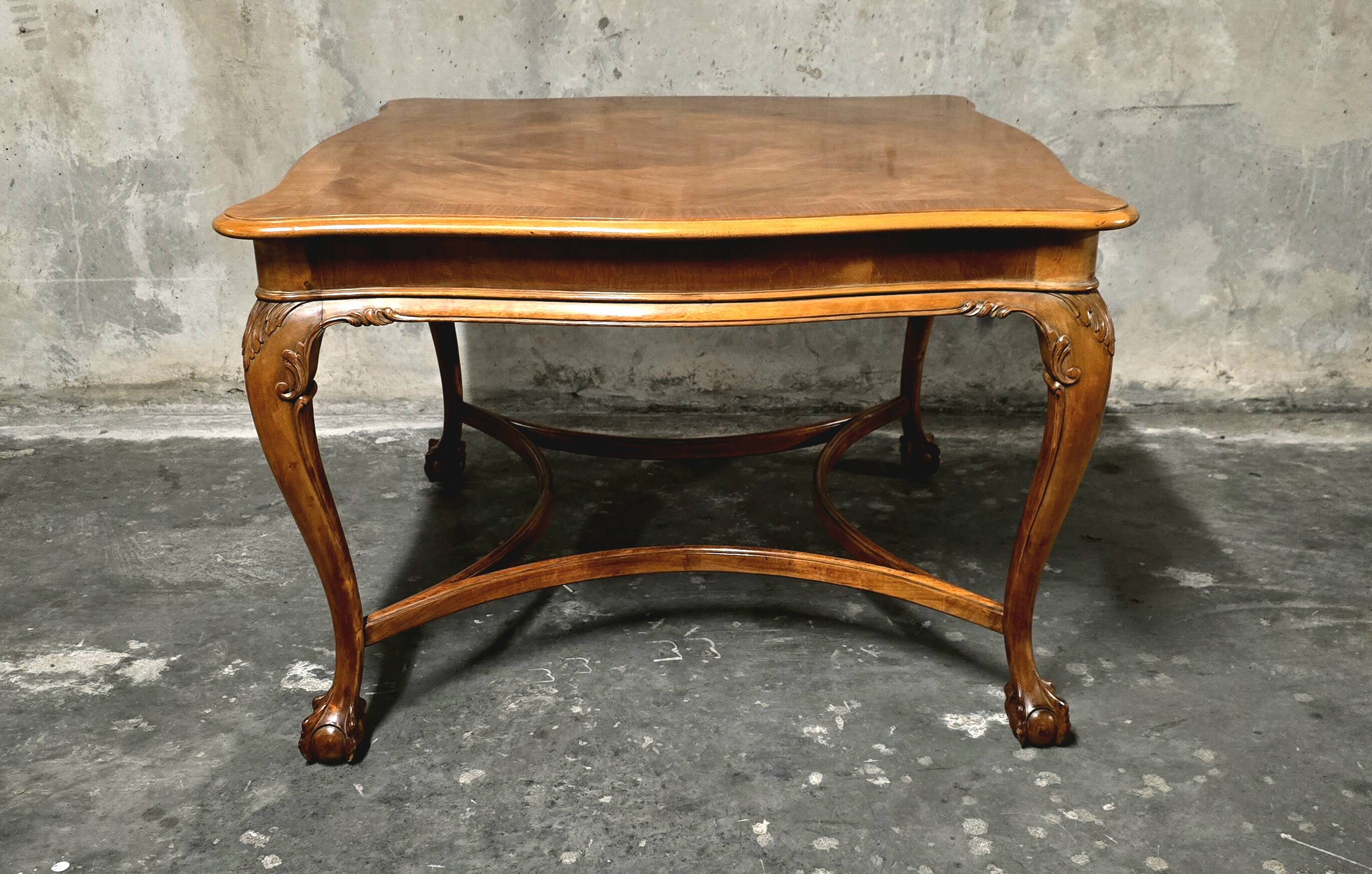 Coffee table - or game table in Regency / Louis XV style - 20th century