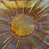 Coupe à fruits en verre moulé