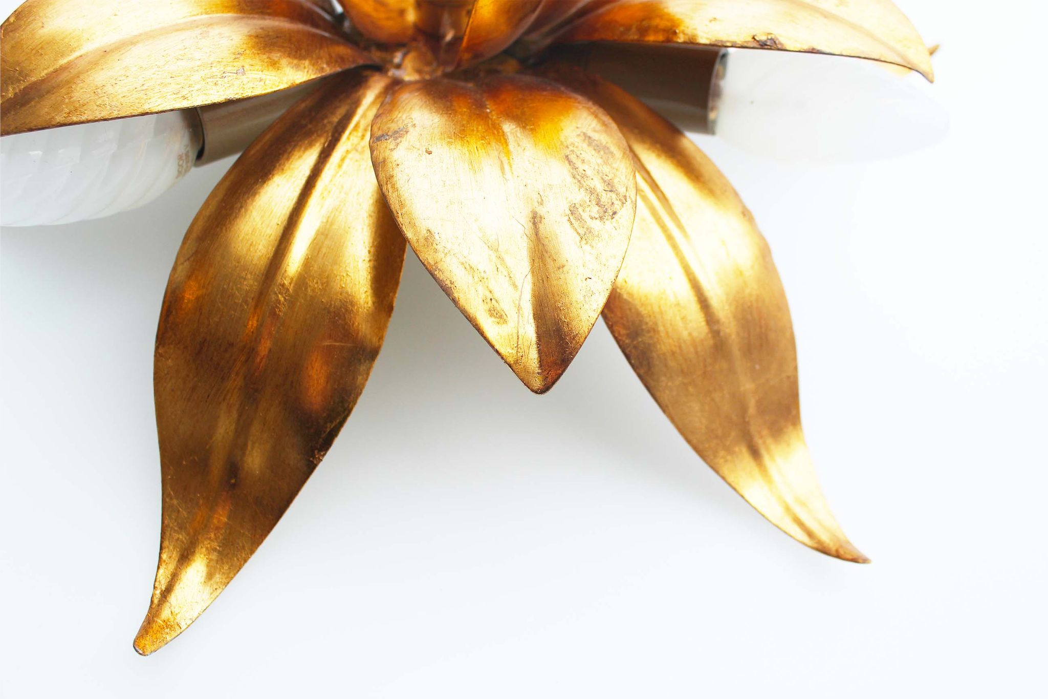 Large pair of italian gilt florentine wall lights 1970