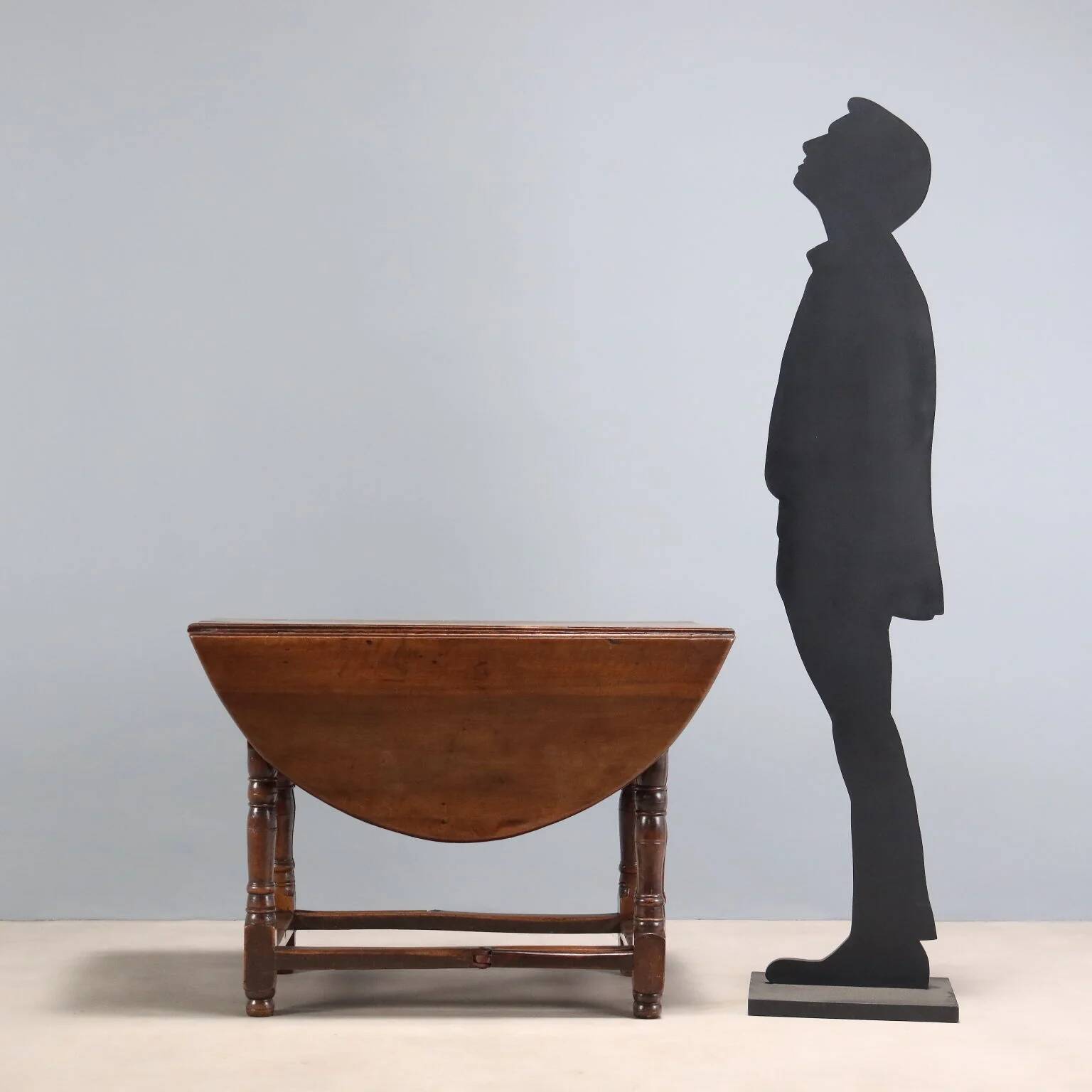 Antique walnut and poplar table, Italy, 18th century.