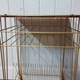 Table vinyl holder and turntable vintage record