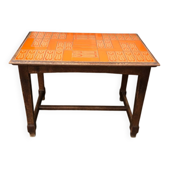 Vintage Table 1970