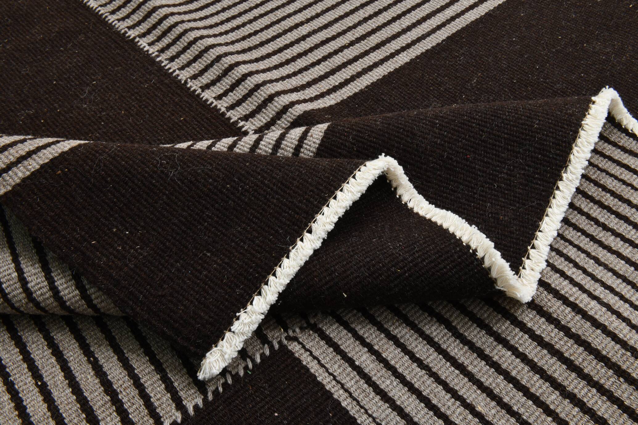 6x8 Modern Vintage Kilim Area Rug, 251x174Cm