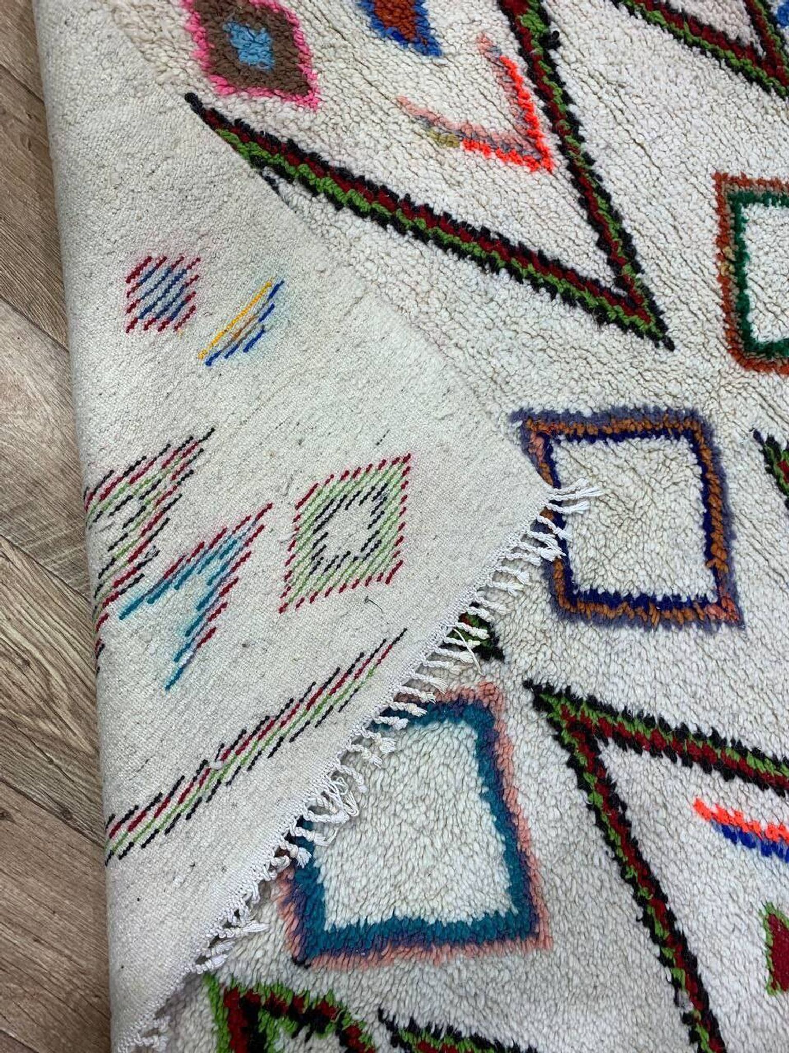 Tapis Berbère Marocain Artisanal fait main 270 X 160 CM