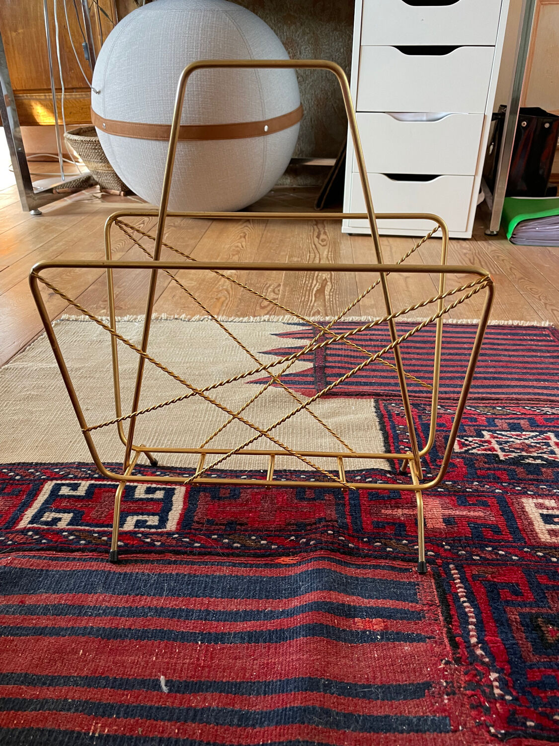 Vintage brass magazine holder - year 50-60