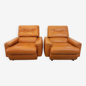 Pair of vintage leather lounge chairs from the 60s and 70s