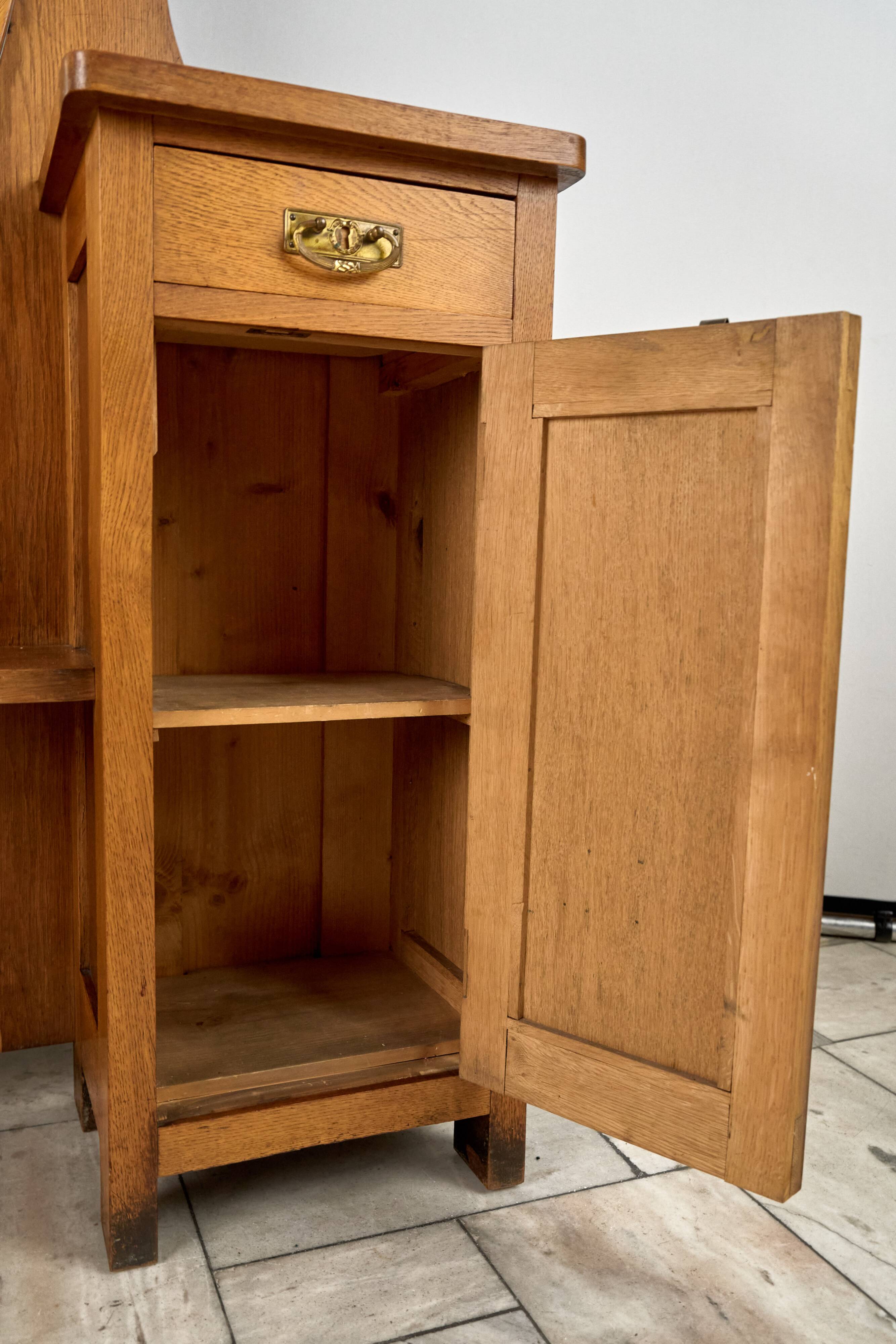 Antique Wooden Vanity, 1920s, Czechoslovakia